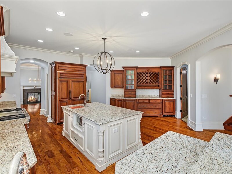 849 E Hillside Road Naperville IL 60540