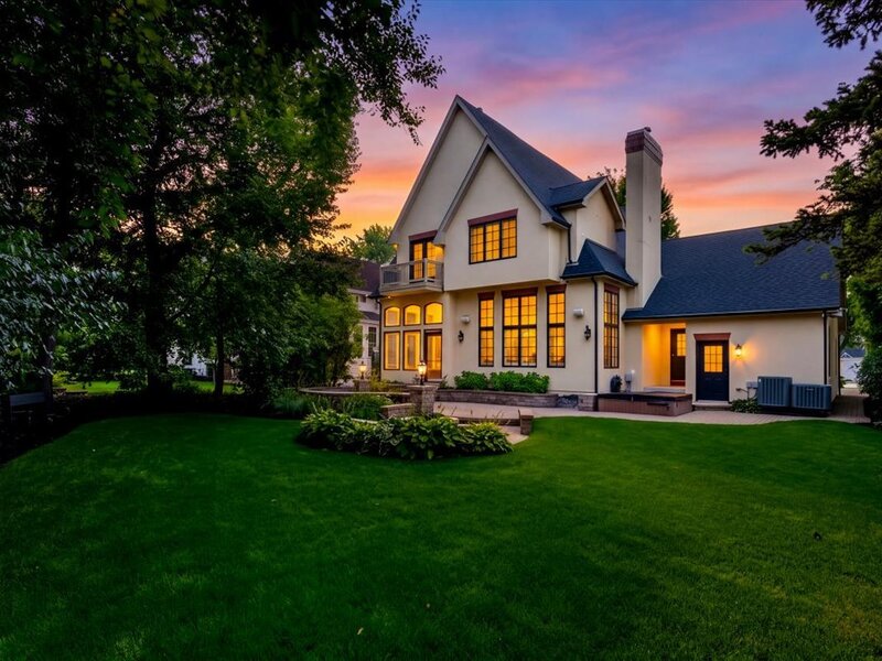 849 E Hillside Road Naperville IL 60540