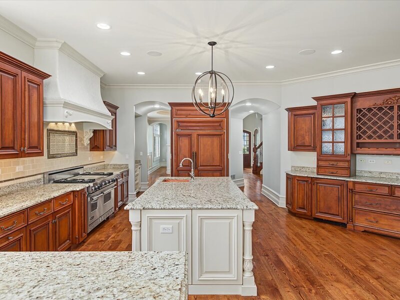 849 E Hillside Road Naperville IL 60540