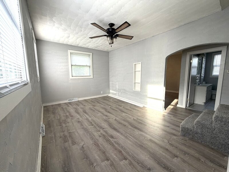 916 Audrey Avenue Joliet IL 60436