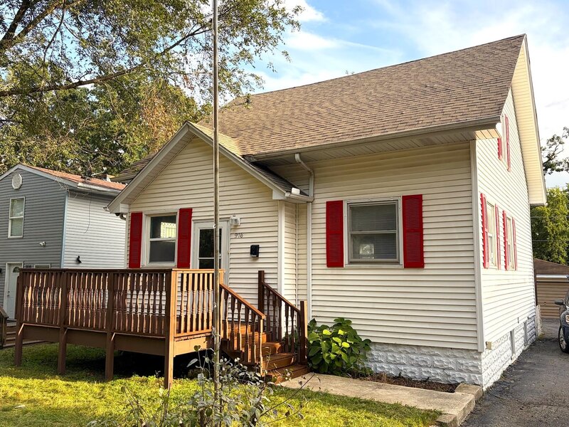 916 Audrey Avenue Joliet IL 60436