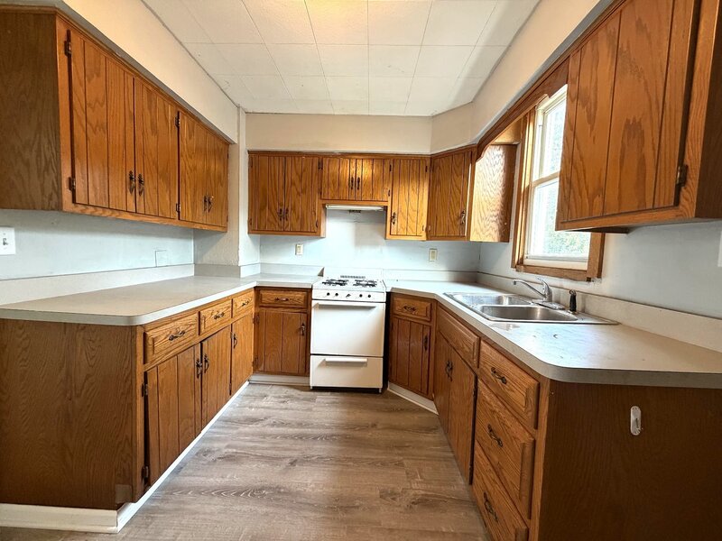 916 Audrey Avenue Joliet IL 60436