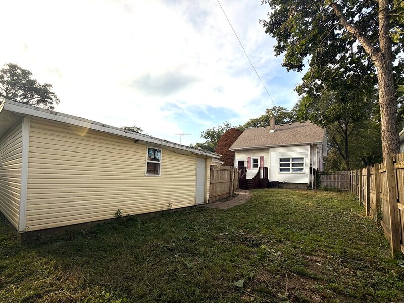 916 Audrey Avenue Joliet IL 60436