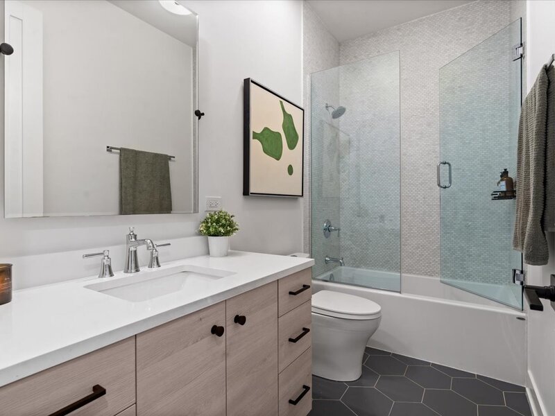 2625 N Wilton Avenue Chicago IL 60614