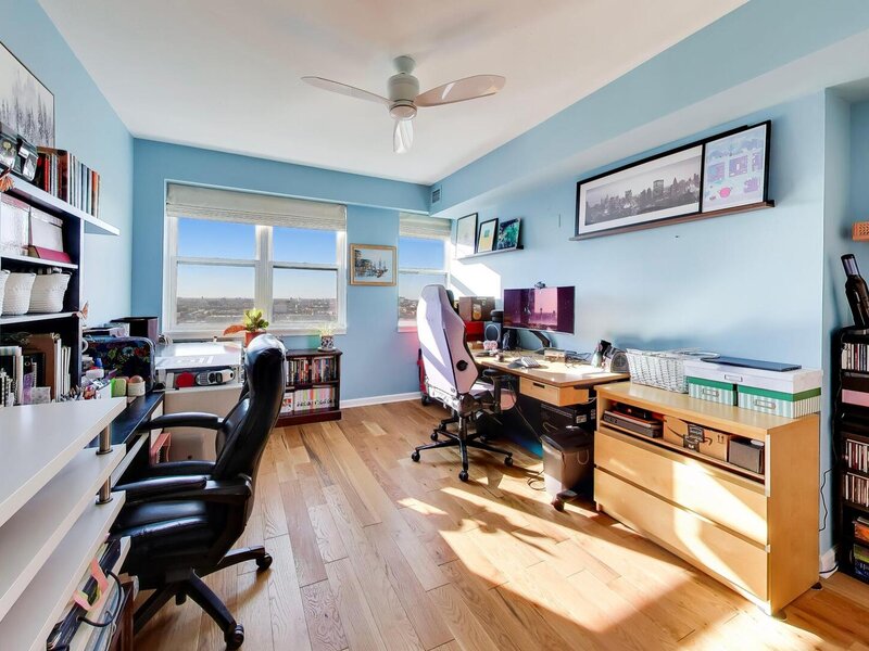 5 E 14th Place Chicago IL 60605