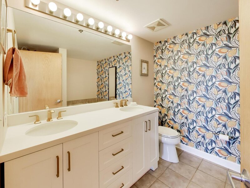 5 E 14th Place Chicago IL 60605