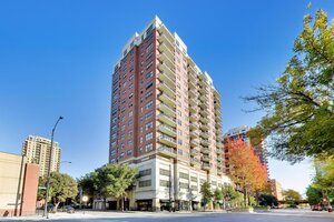 Photo of 5 E 14th Place Chicago IL 60605 Unit 1606
