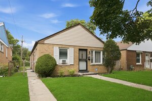Photo of 14314 S Edbrooke Avenue Riverdale IL 60827