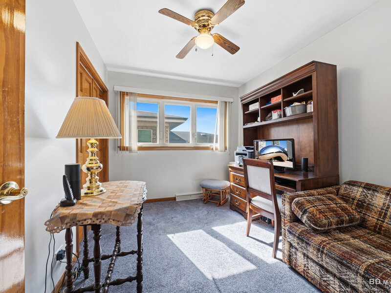 8607 S Tripp Avenue Chicago IL 60652