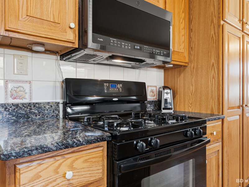 8607 S Tripp Avenue Chicago IL 60652