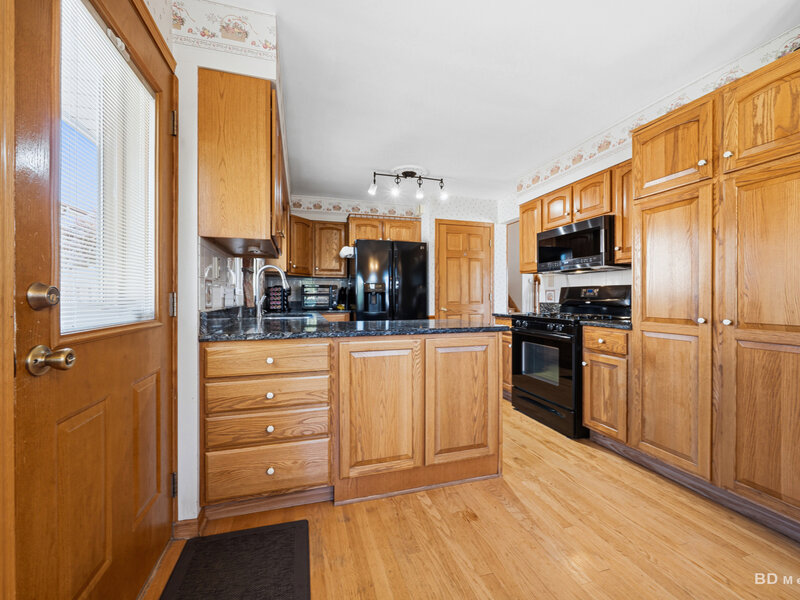 8607 S Tripp Avenue Chicago IL 60652