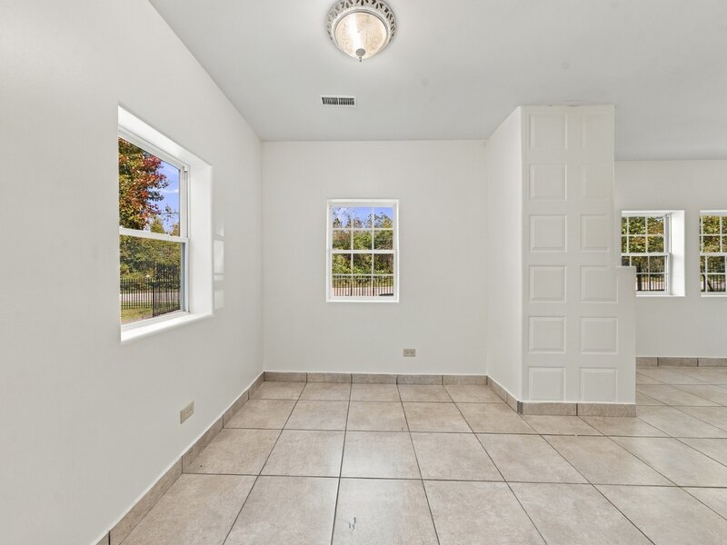 1521 Mckinley Avenue Joliet IL 60436