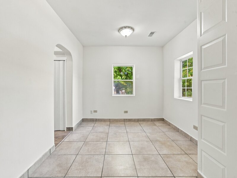 1521 Mckinley Avenue Joliet IL 60436