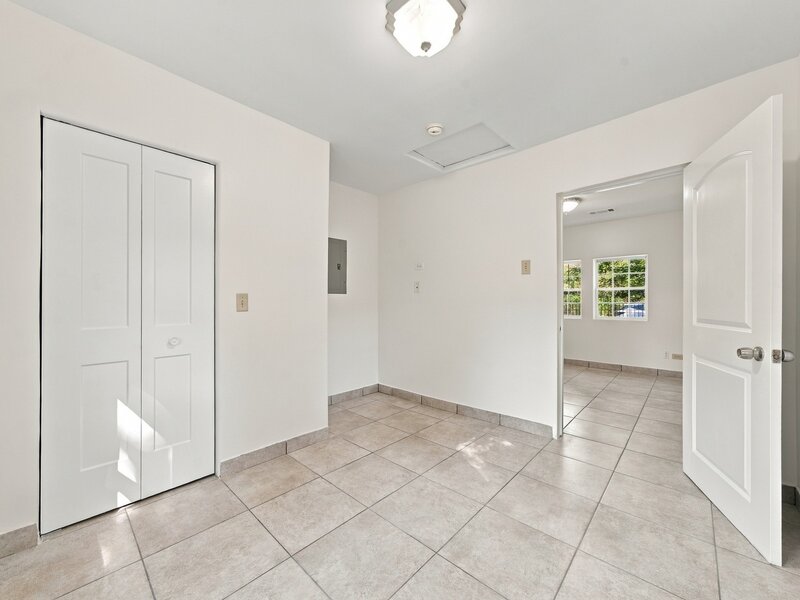 1521 Mckinley Avenue Joliet IL 60436