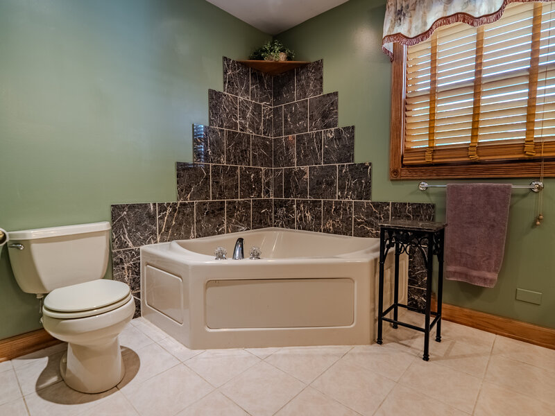 3305 Pheasant Drive Rolling Meadows IL 60008