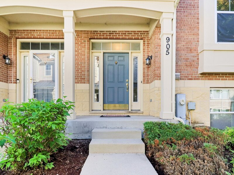 905 Indigo Court Hanover Park IL 60133