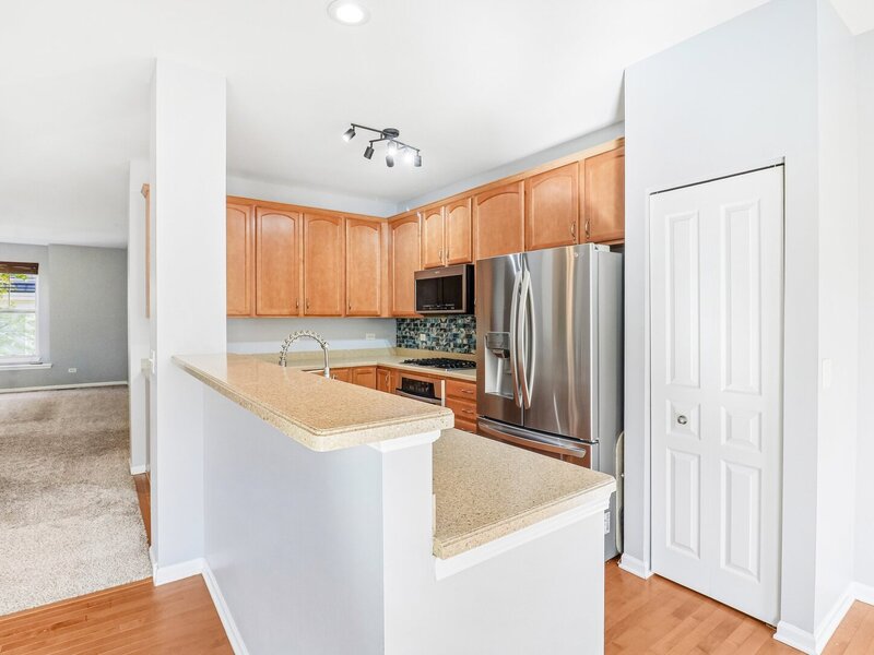 905 Indigo Court Hanover Park IL 60133