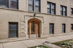 Photo of 4444 W Gunnison Street Chicago IL 60630 Unit 2