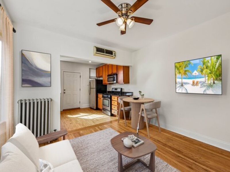 3257 W Olive Avenue Chicago IL 60659