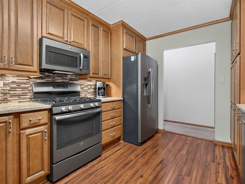 2752 Harbor Drive Joliet IL 60431