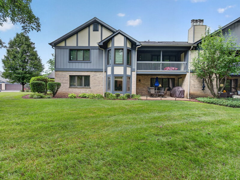 2752 Harbor Drive Joliet IL 60431