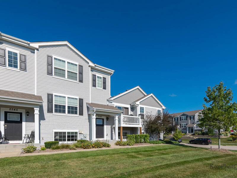 2543 Bella Drive Pingree Grove IL 60140