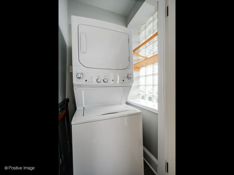 1616 W Rascher Avenue Chicago IL 60640