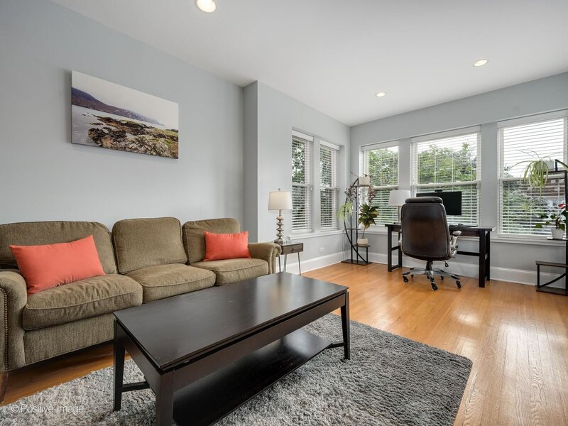 1616 W Rascher Avenue Chicago IL 60640