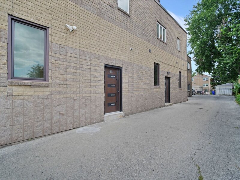 7228 39th Street Lyons IL 60534