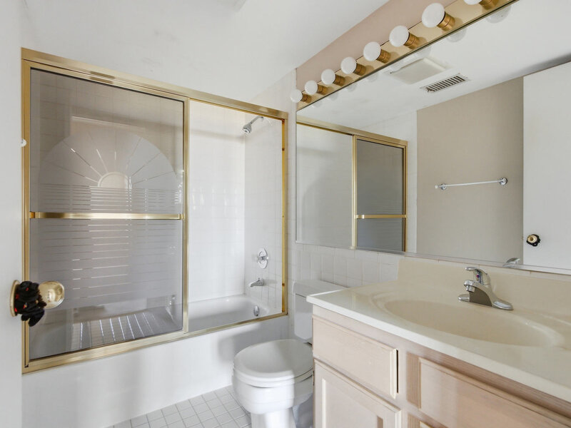 1 Renaissance Place Palatine IL 60067