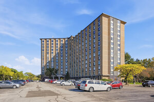 Photo of 1 Renaissance Place Palatine IL 60067 Unit 618