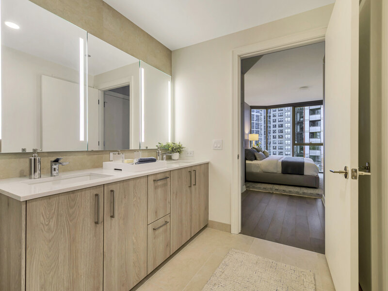 211 N Harbor Drive Chicago IL 60601