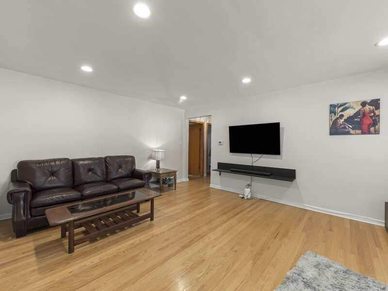 1944 Stratford Avenue Westchester IL 60154