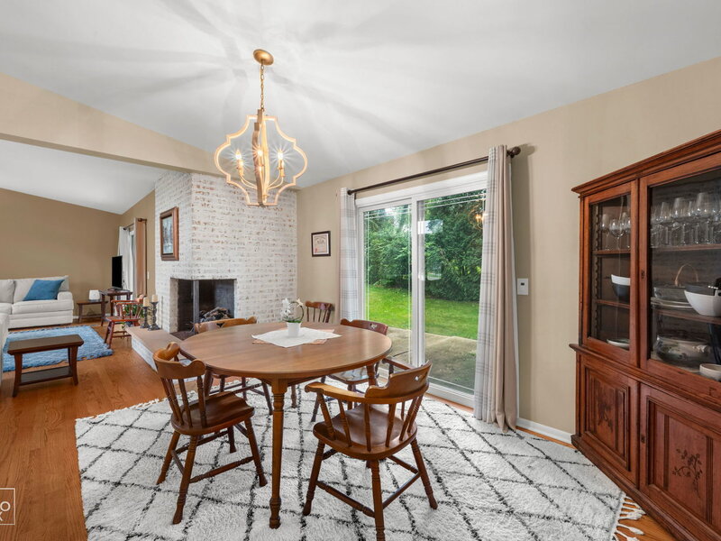 6 Bridlespur Drive Naperville IL 60540