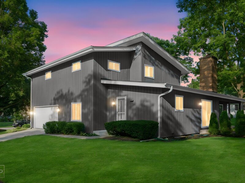 6 Bridlespur Drive Naperville IL 60540