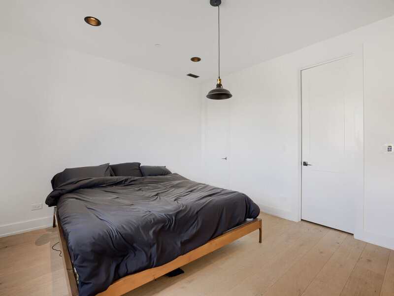 1648 W Diversey Parkway Chicago IL 60614