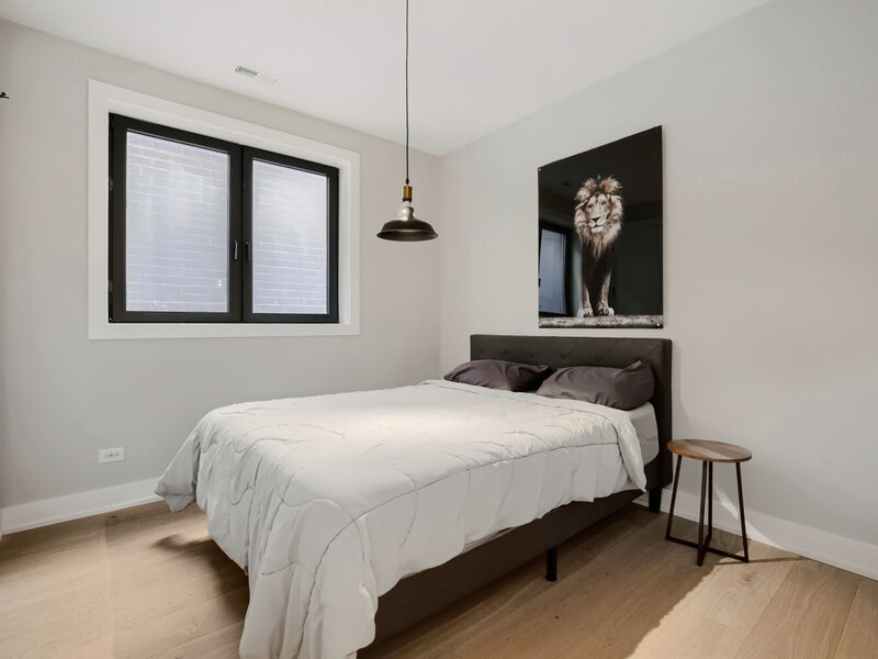 1648 W Diversey Parkway Chicago IL 60614