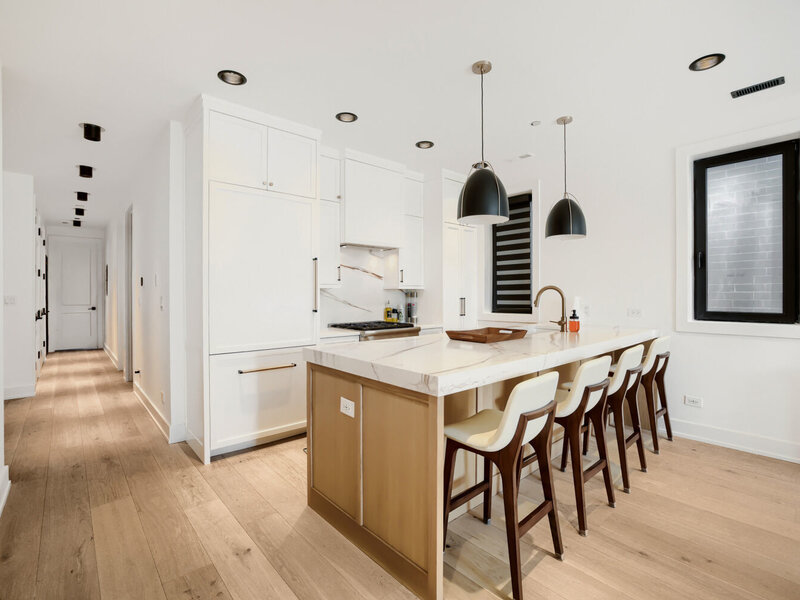 1648 W Diversey Parkway Chicago IL 60614