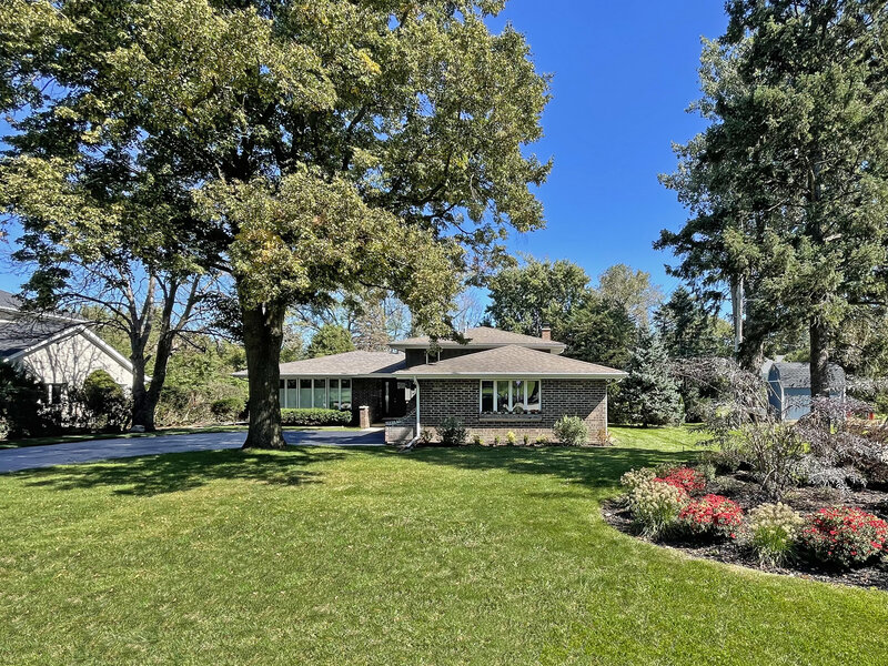 8345 Brookridge Road Downers Grove IL 60516