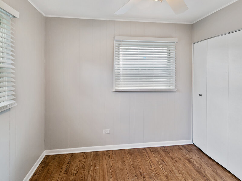 1930 Arthur Drive Waukegan IL 60087