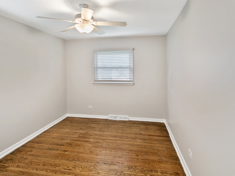 1930 Arthur Drive Waukegan IL 60087
