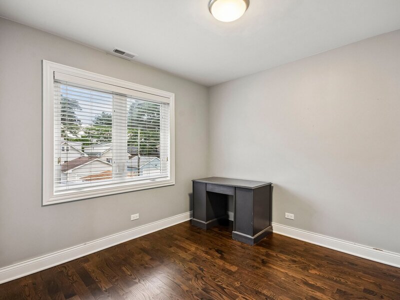 3531 Scoville Avenue Berwyn IL 60402