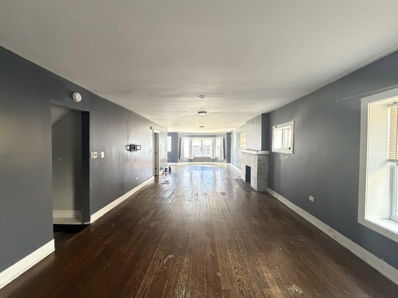 7735 S Colfax Avenue Chicago IL 60649