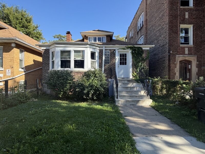 7735 S Colfax Avenue Chicago IL 60649
