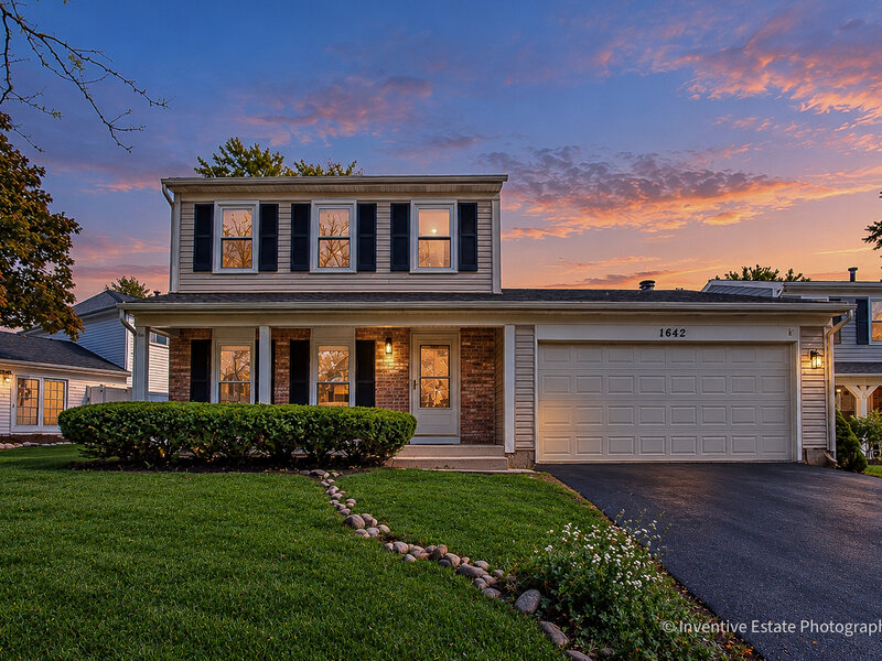 1642 Trafalgar Lane Aurora IL 60504
