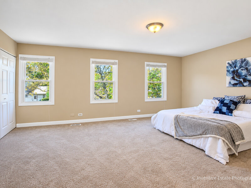 1642 Trafalgar Lane Aurora IL 60504