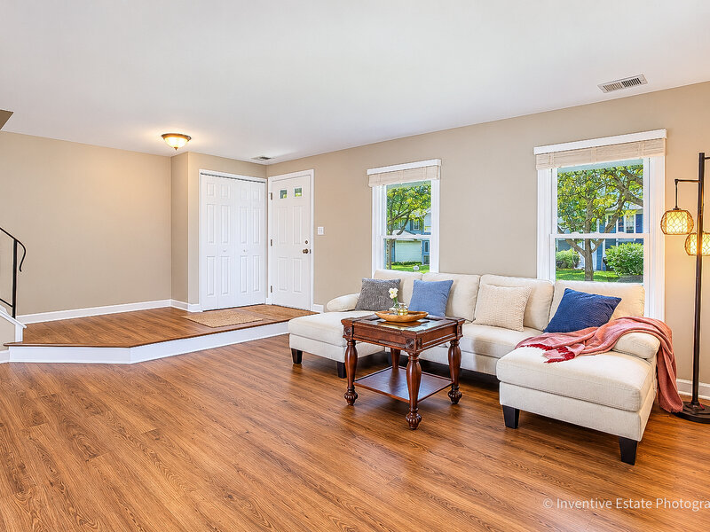 1642 Trafalgar Lane Aurora IL 60504