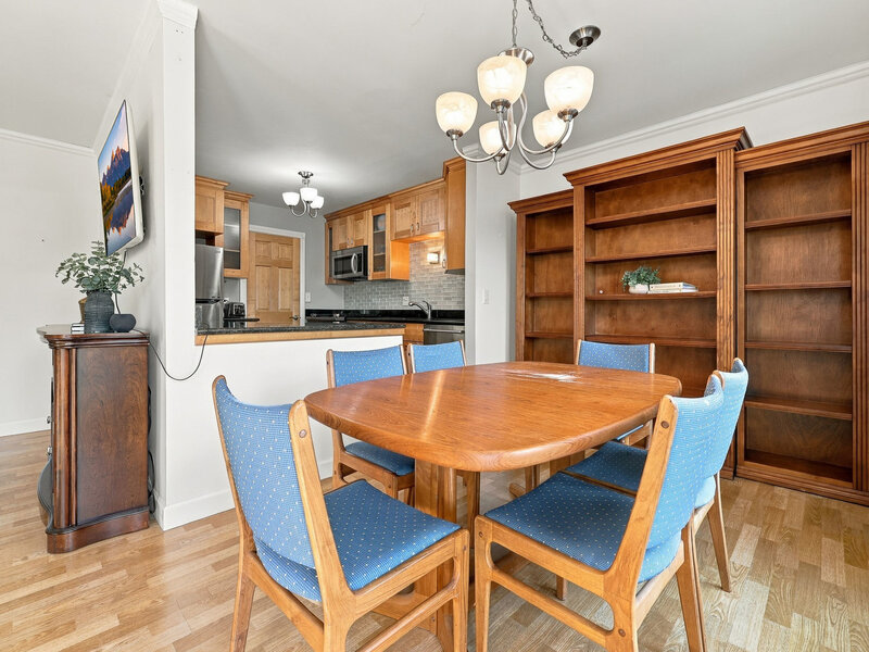 4955 Kimball Hill Drive Rolling Meadows IL 60008