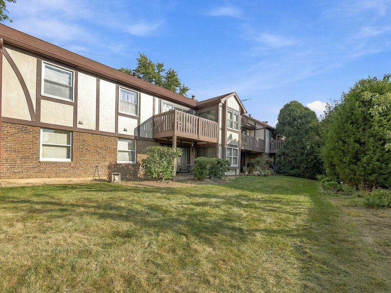 4955 Kimball Hill Drive Rolling Meadows IL 60008