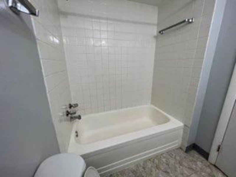 5527 E Lake Drive Lisle IL 60532